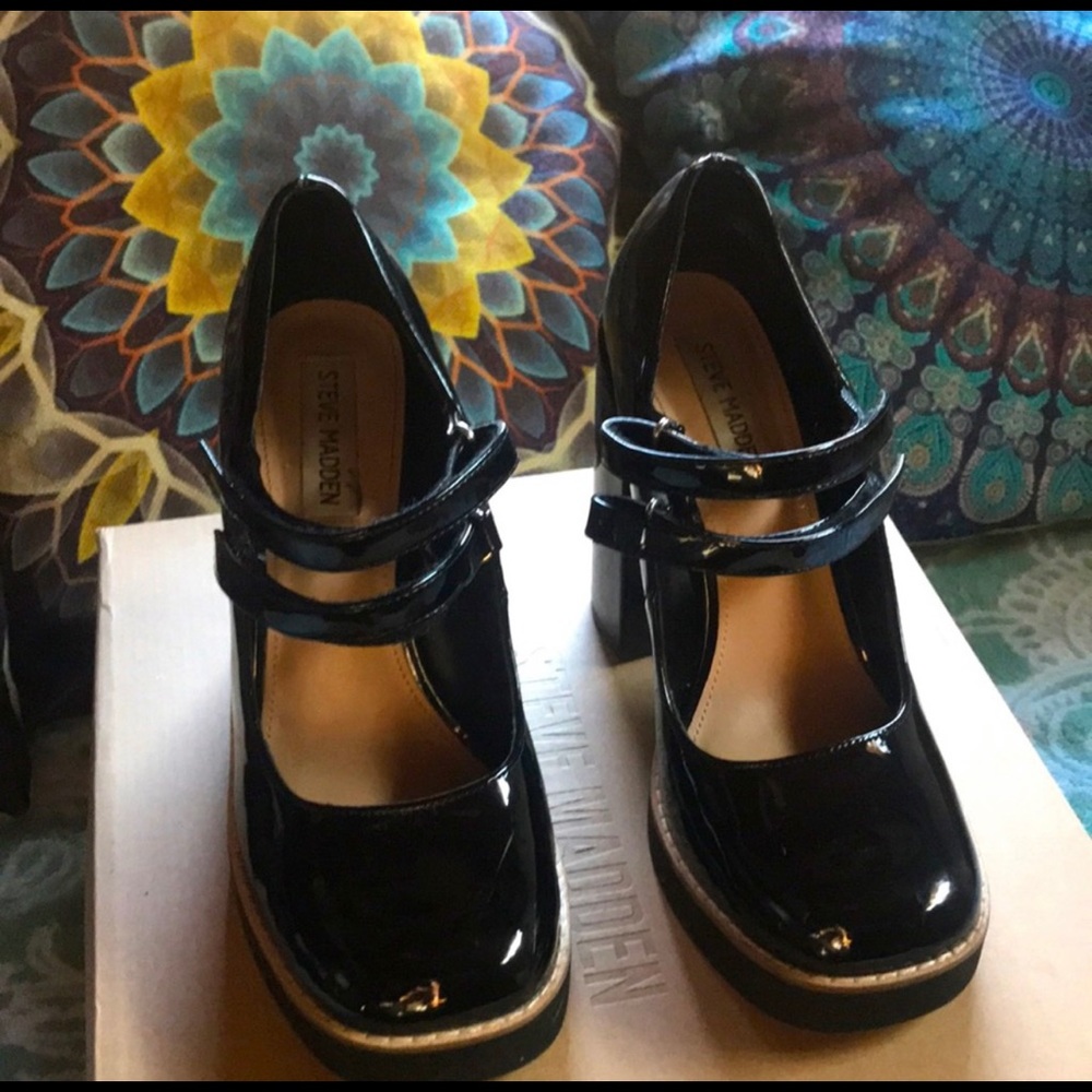 COPY - Steve Madden Twice Black Patent Heels